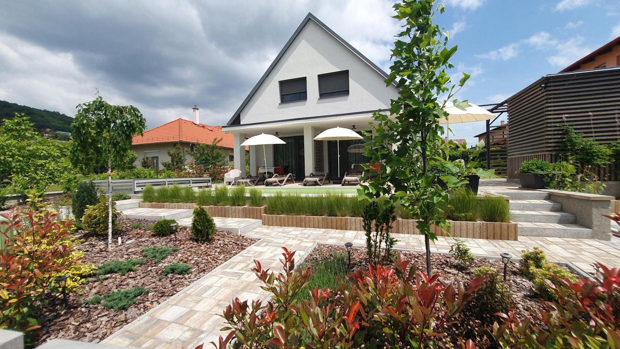 Relax Balaton Apartmanok Balatonfüred Exterior foto
